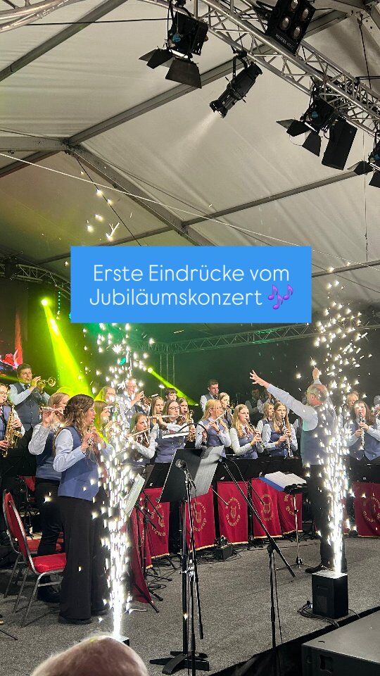 🎶 Was für ein Abend! 🎶
Unser Jubiläumskonzert am 16. Mai hatte alles: Große Emotionen, Gänsehaut-Momente und den einen oder anderen Ton, der besonders motiviert war. 😄

Hier gibt es schon mal bewegte Eindrücke vom Konzertabend... und keine Sorge, die Bildergalerie sortiert gerade noch ihre schönsten Seiten und kommt in Kürze nach. 📸✨

Danke an alle, die mit uns gefeiert, geklatscht und mitgefiebert haben! ❤️

#100jahremvbenstrup #gemeinschaft #blasmusikliebe #musikvereinliebe #danke